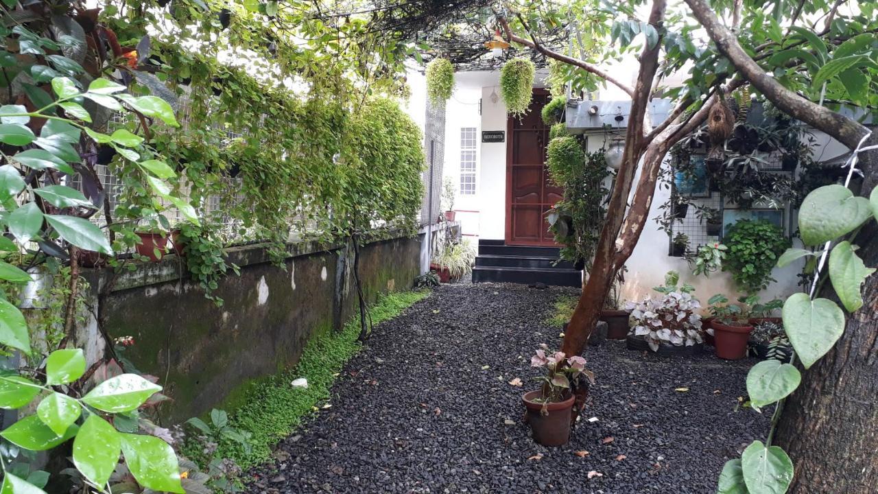 ホテル Bethel Residency Kochi エクステリア 写真
