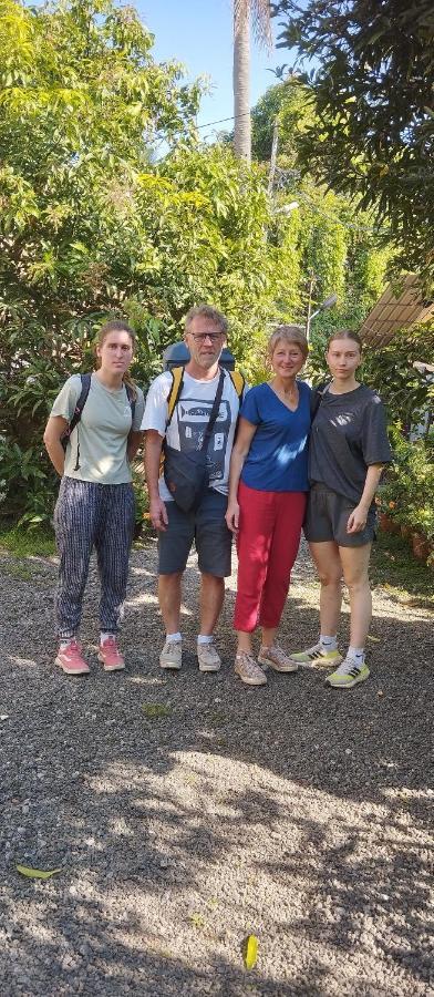 ホテル Bethel Residency Kochi エクステリア 写真