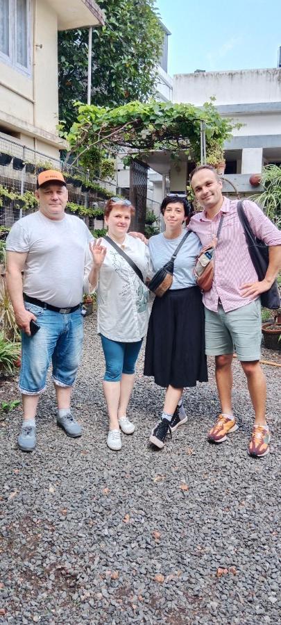 ホテル Bethel Residency Kochi エクステリア 写真