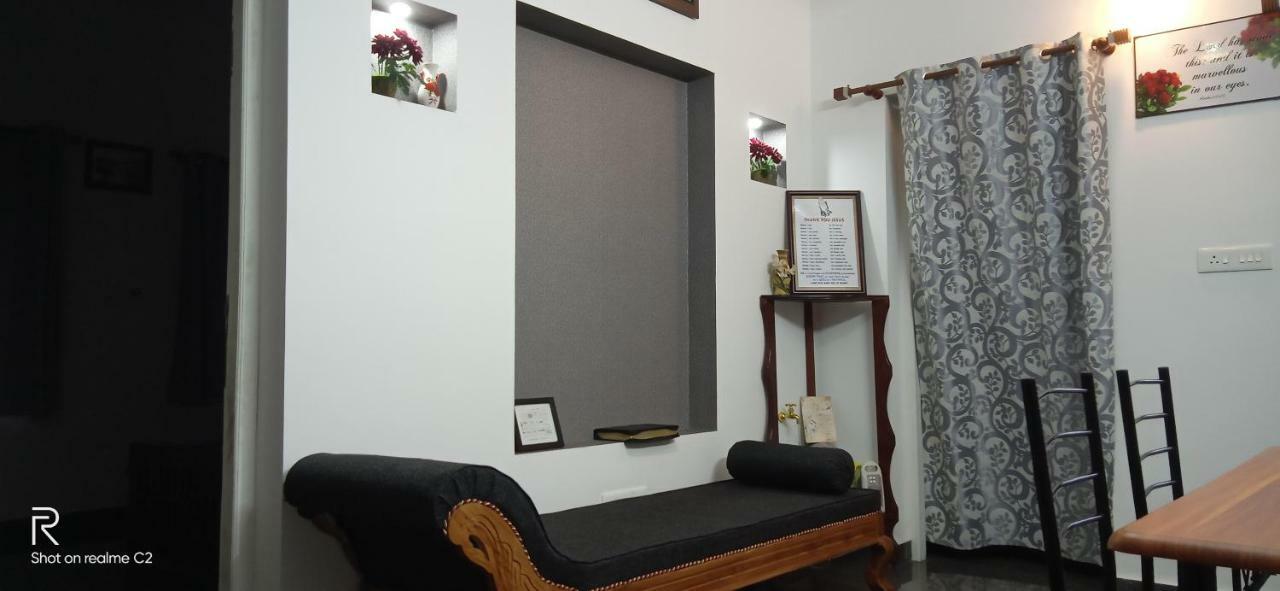ホテル Bethel Residency Kochi エクステリア 写真